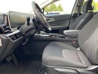 tweedehands Kia Sportage AUTOMAAT 1.6 T-GDI Hybride Dynamicline Airco-Ecc | LM-Velgen | PDC | Stoel en Stuurverwarming | Navigatie By App ( Vestiging Vianen Tel 0347-371248 )