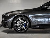 tweedehands BMW 520 5-SERIE i | M Sportpakket | Driving Assistant Plus | Stuurwielrand verwarmd