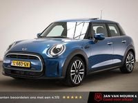 Occasion Mini Cooper Classic 2021 Blauw Hatchback