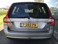 tweedehands Volvo V70 2.0 T4 Dynamic Edition Automaat | Rijklaar incl 12