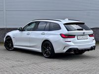 tweedehands BMW 330e 3-SERIE TouringHigh Executive | M pakket | Adaptive cruise | Camera | Carplay | 19 inch |