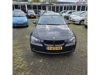 tweedehands BMW 318 3-SERIE Touring i, Panoramadak, Camera, Parksensor, Navi, Stoelverwarming.