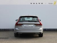 tweedehands Volvo V90 B5 250PK Automaat Ultimate Dark Head-Up display / Google Infotainment / Panoramisch schuif-kanteldak / Harman Kardon Audiosysteem / Adaptive Cruise Control / Blis / 19" lichtmetalen velgen