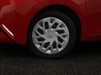 Occasion Toyota Aygo X-clusiv 69 PK (50 kW) 2015 Rood Hatchback