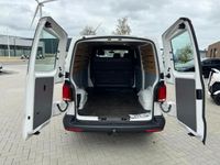 tweedehands VW Transporter 2.0 TDI L2H1 28 Economy Business | Airco | Cruise Control | parkeersensoren achter | App-Connect | Trekhaak |