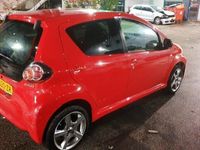 Occasion Toyota Aygo 68 PK (50 kW) 2012 Rood Hatchback