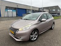Occasion Peugeot 208 Allure 95 PK (69 kW) 2012 Grijs Hatchback