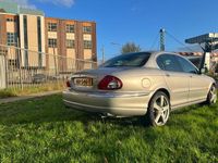 tweedehands Jaguar X-type 2.5 V6 Executive NIEUW NIEUW NIEUW BINNEN/BUITEN ONDERHOUD BOEKJES AANWEZIG 2 SLEUTELS APK 1 JAAR ETC.....