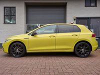 tweedehands VW Golf VIII 1.5 TSI Style Limon yellow metallic