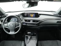 tweedehands Lexus UX 250h Preference Line | Navigatie | Parkeersensoren | Apple Carplay & Android Auto |