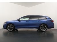 Nieuw Skoda Superb Business Line 204 PK (150 kW) 2026 Blauw Stationwagen