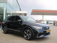 tweedehands VW Tiguan Allspace 1.5 TSI R-Line Business+ 7p - IQ LED - Panorama - Head up - Wegklapbare Trekhaak - Harman kardon - Camera - Rijklaar