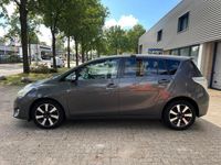 tweedehands Toyota Verso 2.2 D-4D Dynamic Business 7-persoons automaat