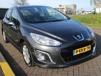 tweedehands Peugeot 308 1.6 e-HDi Blue Lease Executive