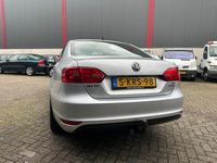 tweedehands VW Jetta 1.6 TDI Comfort Executive Line BlueMotion Clima Cruise Navi PDC LM-Wielen APK NAP.