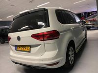 tweedehands VW Touran 2.0 TDI SCR Parkeer Sen- Navi BJ DEC-2017 DSG Rijdt Goed !