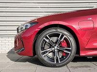 Occasion BMW 330e M Sport 292 PK (214 kW) 2024 Fire rot metallic (rood metallic) Stationwagen