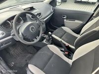 tweedehands Renault Clio 1.5 dCi Authentique AIRCO