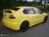 tweedehands Seat Leon - 1.9 TDI 81kW airco lakschade