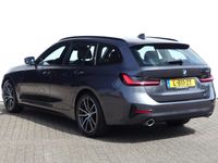 tweedehands BMW 318 3 Serie Touring i Business Edition Automaat | Led | Navi | PDC V+A |