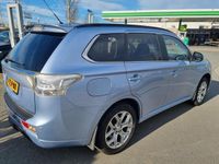 tweedehands Mitsubishi Outlander 2.0 PHEV Instyle+ Leder Schuifdak Navi Camera