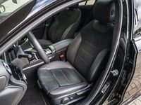 tweedehands Mercedes A180 Limousine AMG Line | Panorama-schuifdak | Achteruitrijcamera | Stoelverwarming | Sfeerverlichting