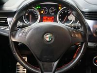 tweedehands Alfa Romeo Giulietta 1.4 T Distinctive 170 PK! AUTOMAAT! PANO... BOM VO