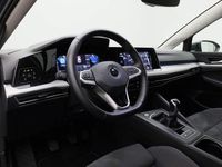 tweedehands VW Golf VIII 1.0 TSI 110PK Life Business | IQ Light | ACC | Geheugenstoel | Stuur-/stoelverwarming
