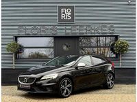 Occasion Volvo V40 R-Design 122 PK (89 kW) 2017 Zwart Hatchback