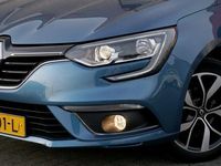 tweedehands Renault Mégane IV Estate 1.3 TCe 141PK! Limited BJ2019 Lmv 17" | Led | Pdc | Navi | Trekhaak | Keyless entry | Climate control | Cruise control | Extra getint glas