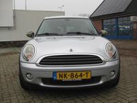 tweedehands Mini One Clubman 1.4 Pepper keurig nette goed onderhouden auto inclusief lichtmetalen winterwielenset!