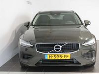tweedehands Volvo V60 T8 Twin Engine 390pk AWD Geartronic Momentum Pro