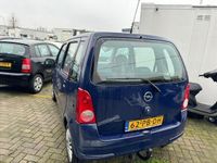 tweedehands Opel Agila 1.0-12V Enjoy