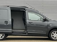 Occasion Dacia Dokker 90 PK (66 kW) 2015 Komeetgrijs kna MPV