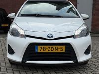 Occasion Toyota Yaris 75 PK (55 kW) 2012 Wit Hatchback