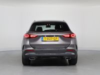 tweedehands Mercedes GLA200 AMG Line | Wide-Screen | Ambient Light | Trekhaak | Sportstoel | Camera | Stoelverwarming | LED | Navi | Clima