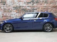 tweedehands BMW 116 116 i Executive Sport Line / Navigatie / Parkeersen
