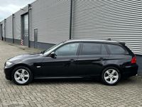 tweedehands BMW 318 318 3-serie Touring i Luxury Line AUTOMAAT PANORAMA