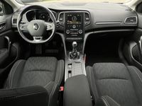 tweedehands Renault Mégane IV Estate 1.3 TCe Limited / Trekhaak / Keyless / Climate control / PDC A / Cruise / Voorstoelen Verwarmd / Applecarplay - Androidauto / DAB /