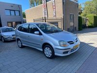 Occasion Nissan Almera Tino 114 PK (83 kW) 2001 Grijs, metallic lak MPV