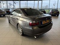 tweedehands BMW 330 330 i Dynamic Exec.