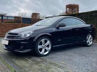 Occasion Opel Astra Cabriolet OPC 150 PK (110 kW) 2010 Zwart Cabriolet