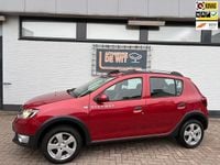 Occasion Dacia Sandero Lauréate 90 PK (66 kW) 2013 Rood Hatchback