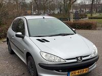 Occasion Peugeot 206 75 PK (55 kW) 2006 Grijs Hatchback