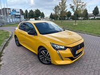 Occasion Peugeot 208 Allure 101 PK (74 kW) 2021 Geel Hatchback