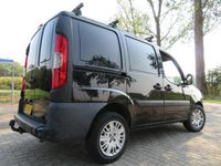 Occasion Fiat Doblò 77 PK (56 kW) 2007 Zwart MPV