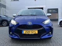 Occasion Toyota Yaris Hybrid Executive 2025 Blauw Hatchback