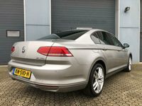 tweedehands VW Passat 1.6 TDI DSG Clima Navi Stoelverwarming PDC Keyless-Go