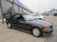 tweedehands BMW 318 Cabriolet 318i Exec.Comfort