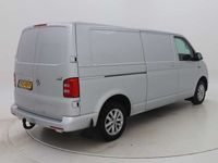 tweedehands VW Transporter 2.0 TDI L2H1 DC 4Motion Highline | ACC | Standkach